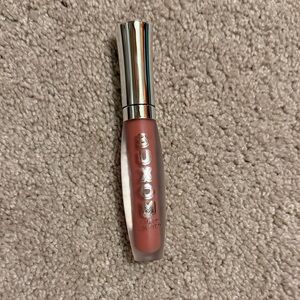 Buxom plump shot Lip Gloss - Shimmering Rose with freebie eos balm(unused)